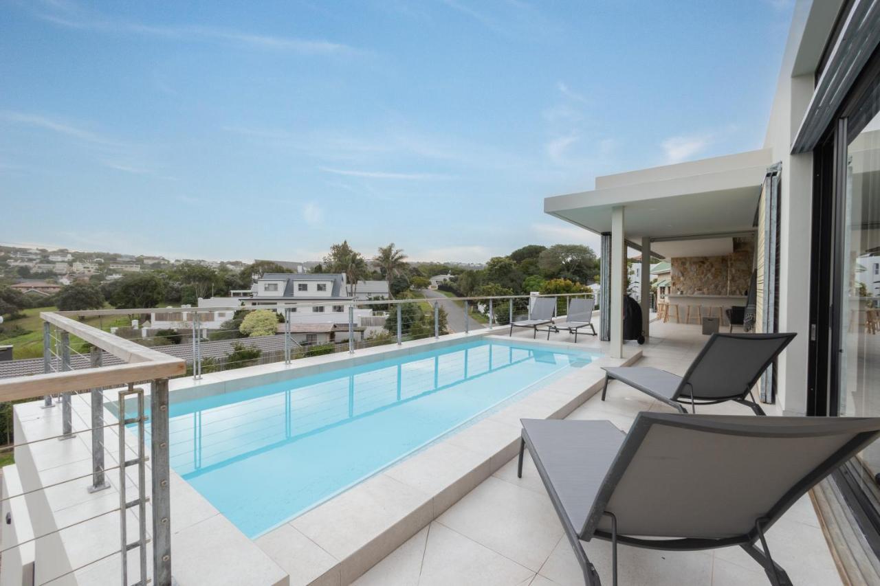 Villa Sunset - Brand New 200m From The Plettenberg Bay