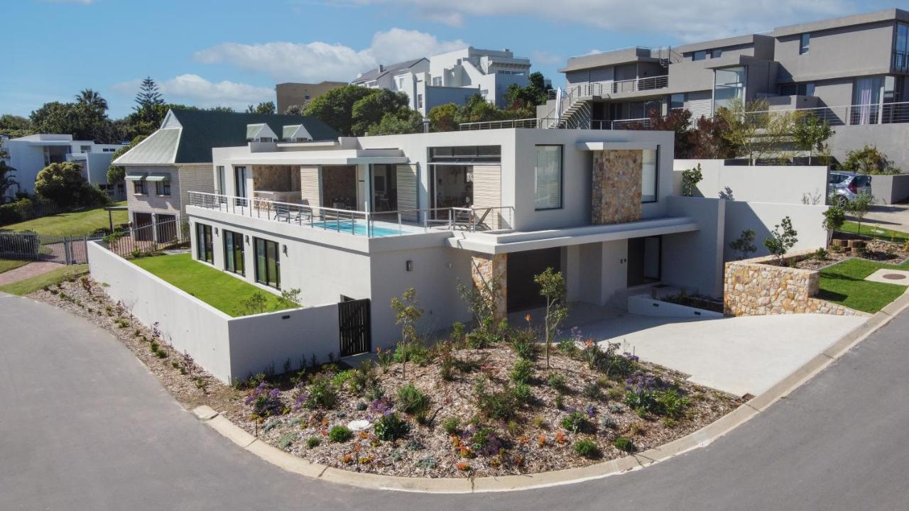 Villa Sunset - Brand New 200m From The Plettenberg Bay